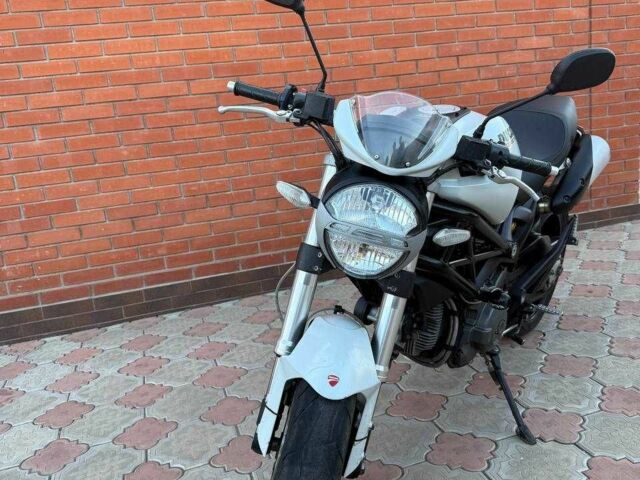 Дукати Монстр, объемом двигателя 0.8 л и пробегом 0 тыс. км за 5700 $, фото 1 на Automoto.ua