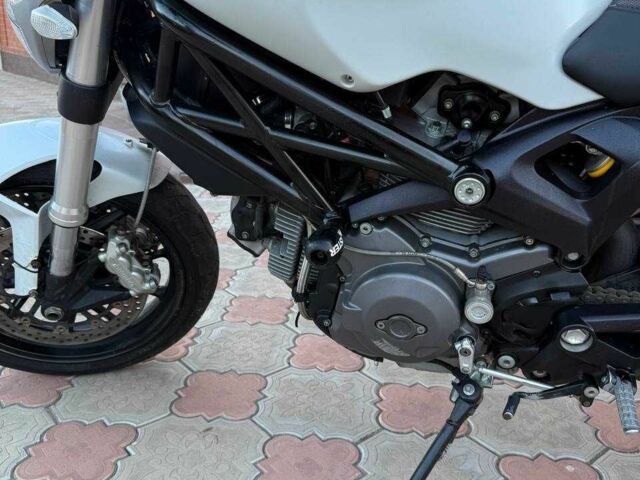 Дукати Монстр, объемом двигателя 0.8 л и пробегом 0 тыс. км за 5700 $, фото 9 на Automoto.ua