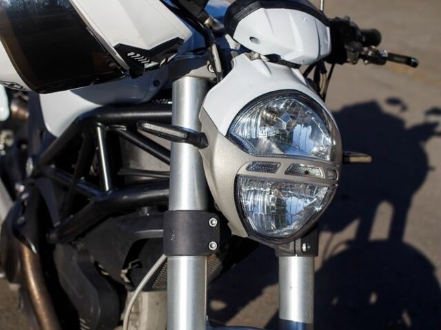 Дукати Монстр, объемом двигателя 0.7 л и пробегом 0 тыс. км за 2700 $, фото 1 на Automoto.ua