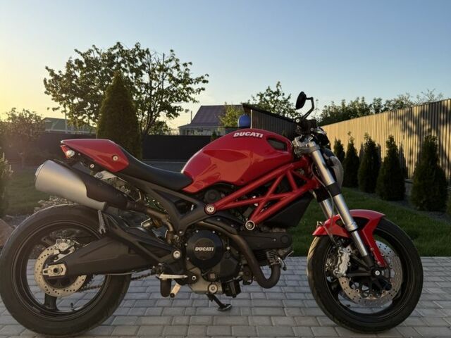 Дукаті Монстр, об'ємом двигуна 0.7 л та пробігом 0 тис. км за 5200 $, фото 6 на Automoto.ua