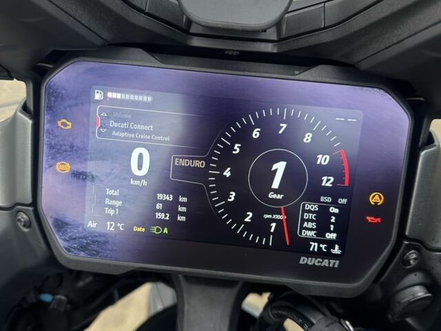 Дукаті Мультистрада, об'ємом двигуна 1.16 л та пробігом 0 тис. км за 8000 $, фото 4 на Automoto.ua