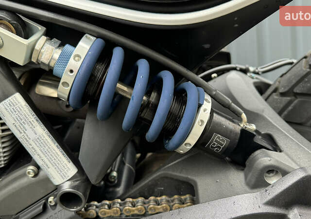 Черный Дукати Скрамблер, объемом двигателя 0.8 л и пробегом 9 тыс. км за 8300 $, фото 8 на Automoto.ua