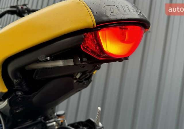 Черный Дукати Скрамблер, объемом двигателя 0.8 л и пробегом 9 тыс. км за 8300 $, фото 16 на Automoto.ua