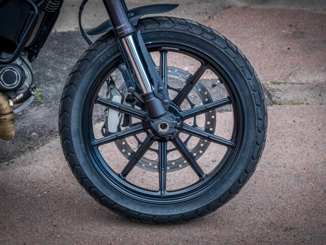 Дукаті Скрамблєр, об'ємом двигуна 0.8 л та пробігом 0 тис. км за 7400 $, фото 8 на Automoto.ua