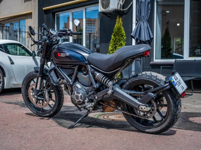 Дукаті Скрамблєр, об'ємом двигуна 0.8 л та пробігом 0 тис. км за 7400 $, фото 5 на Automoto.ua