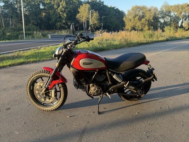 Дукати Скрамблер, объемом двигателя 0.8 л и пробегом 0 тыс. км за 7800 $, фото 4 на Automoto.ua