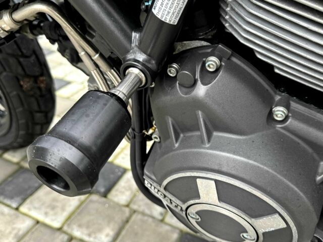 Дукати Скрамблер, объемом двигателя 0.8 л и пробегом 0 тыс. км за 8300 $, фото 15 на Automoto.ua