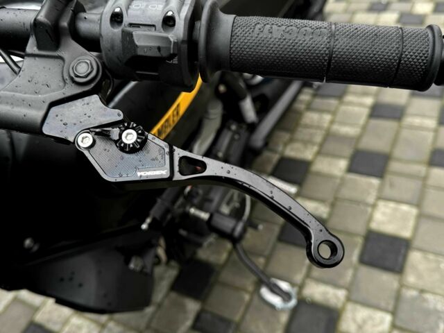 Дукати Скрамблер, объемом двигателя 0.8 л и пробегом 0 тыс. км за 8300 $, фото 7 на Automoto.ua