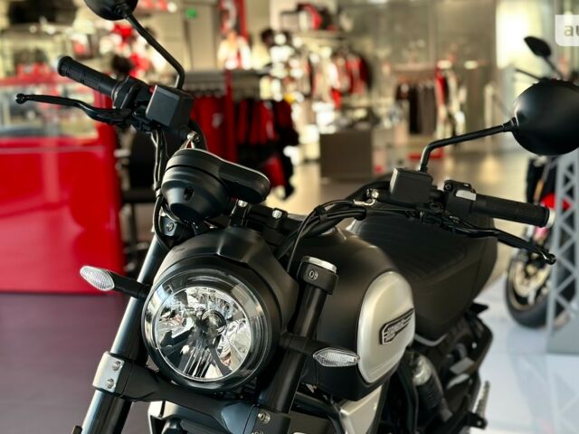 купити нове авто Дукаті Скрамблєр 2023 року від офіційного дилера Ducati "Автомобільний центр Київ" Дукаті фото