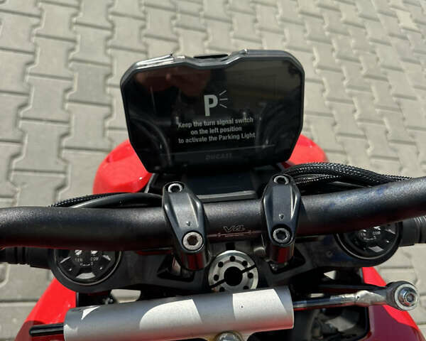 Красный Дукати Стритфайтер, объемом двигателя 1.1 л и пробегом 11 тыс. км за 16999 $, фото 10 на Automoto.ua