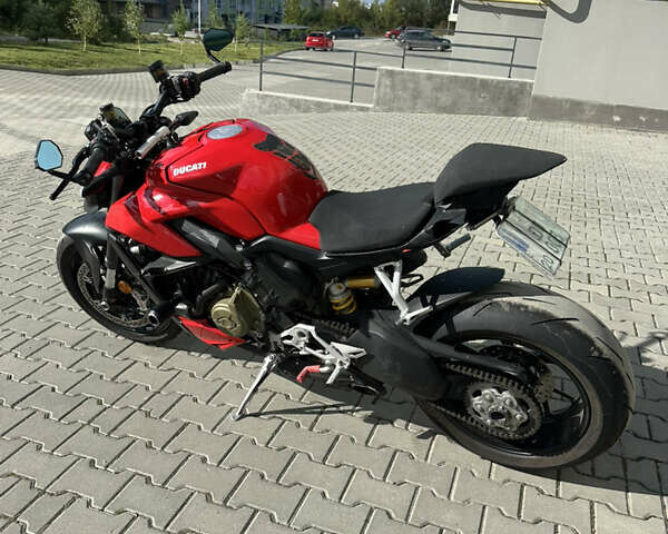 Красный Дукати Стритфайтер, объемом двигателя 1.1 л и пробегом 11 тыс. км за 16999 $, фото 5 на Automoto.ua