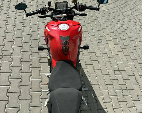 Красный Дукати Стритфайтер, объемом двигателя 1.1 л и пробегом 11 тыс. км за 16999 $, фото 13 на Automoto.ua