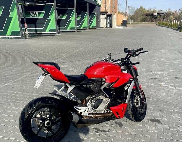 Дукати Стритфайтер, объемом двигателя 0 л и пробегом 10 тыс. км за 18500 $, фото 2 на Automoto.ua