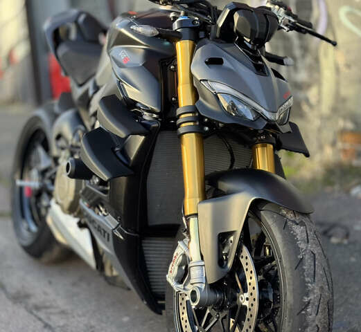 Дукати Стритфайтер, объемом двигателя 0 л и пробегом 5 тыс. км за 25500 $, фото 1 на Automoto.ua