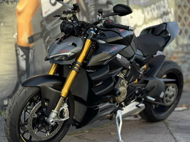 Дукати Стритфайтер, объемом двигателя 0 л и пробегом 5 тыс. км за 25500 $, фото 4 на Automoto.ua