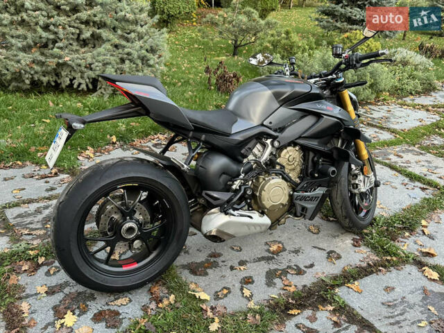 Серый Дукати Стритфайтер, объемом двигателя 1.1 л и пробегом 13 тыс. км за 25500 $, фото 15 на Automoto.ua