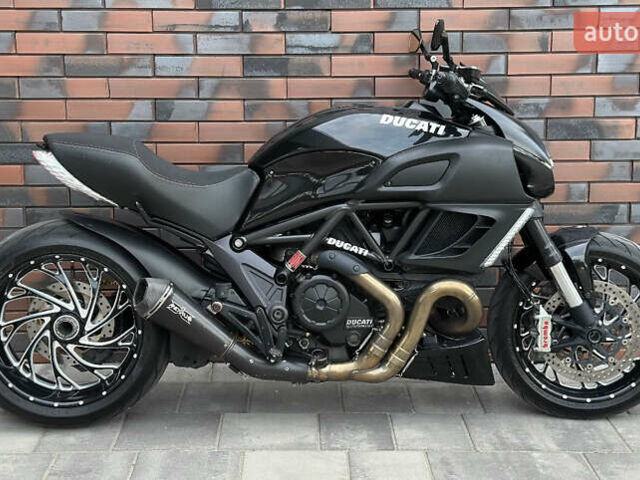 Дукати Diavel 1200 2014 в Днепре (Днепропетровске) на Automoto.ua Черный Дукати Diavel 1200, объемом двигателя 1.2 л и пробегом 24 тыс. км за 5700 $, фото 1 на Automoto.ua