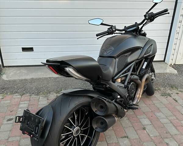 Черный Дукати Diavel 1200, объемом двигателя 0 л и пробегом 16 тыс. км за 14900 $, фото 1 на Automoto.ua