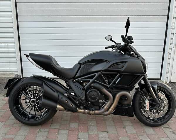 Черный Дукати Diavel 1200, объемом двигателя 0 л и пробегом 16 тыс. км за 14900 $, фото 9 на Automoto.ua
