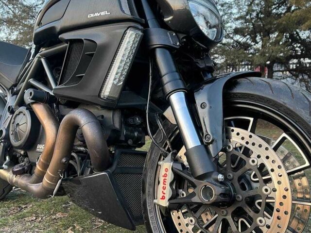 Дукати Diavel 1200 2013 в Днепре (Днепропетровске) на Automoto.ua Дукати Diavel 1200, объемом двигателя 1.2 л и пробегом 0 тыс. км за 12500 $, фото 3 на Automoto.ua