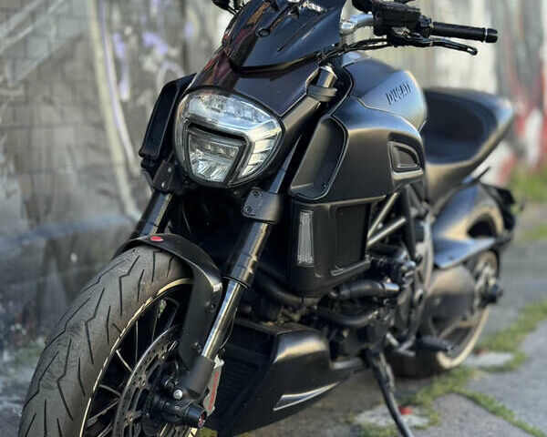 Дукати Diavel 1200, объемом двигателя 0 л и пробегом 30 тыс. км за 13200 $, фото 3 на Automoto.ua