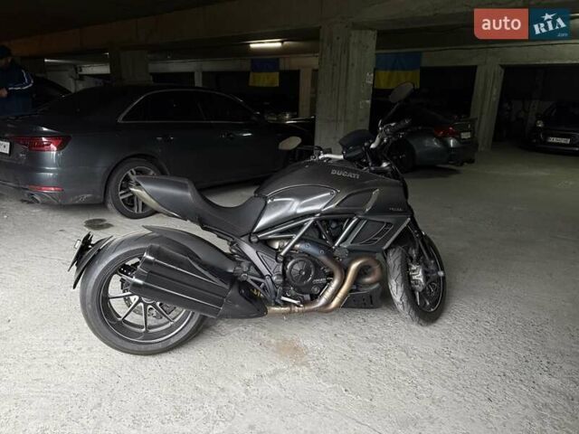 Серый Дукати Diavel 1200, объемом двигателя 1.2 л и пробегом 39 тыс. км за 11000 $, фото 3 на Automoto.ua