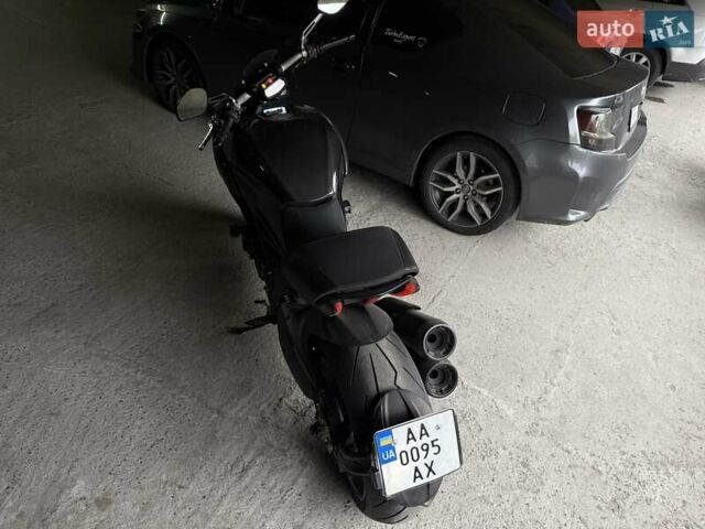 Серый Дукати Diavel 1200, объемом двигателя 1.2 л и пробегом 39 тыс. км за 11000 $, фото 7 на Automoto.ua