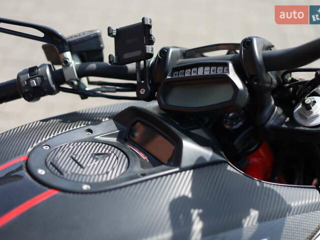 Чорний Дукаті Diavel 1200 Carbon, об'ємом двигуна 1.2 л та пробігом 13 тис. км за 16990 $, фото 18 на Automoto.ua