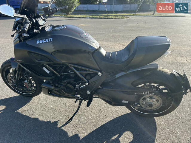 Зелений Дукаті Diavel 1200 Carbon, об'ємом двигуна 1.2 л та пробігом 28 тис. км за 16800 $, фото 10 на Automoto.ua