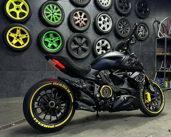 Дукати Diavel 1260S, объемом двигателя 1.2 л и пробегом 15 тыс. км за 27000 $, фото 2 на Automoto.ua