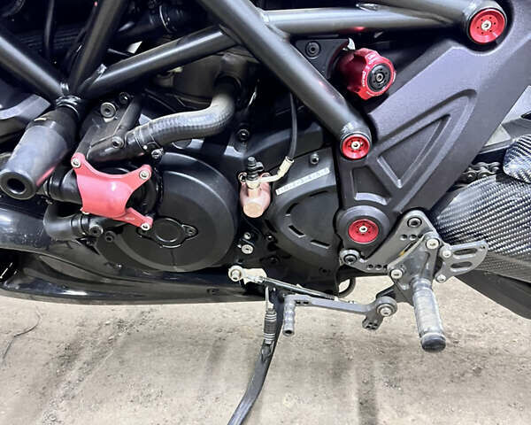 Дукаті Diavel 1260S, об'ємом двигуна 1.26 л та пробігом 21 тис. км за 10700 $, фото 9 на Automoto.ua