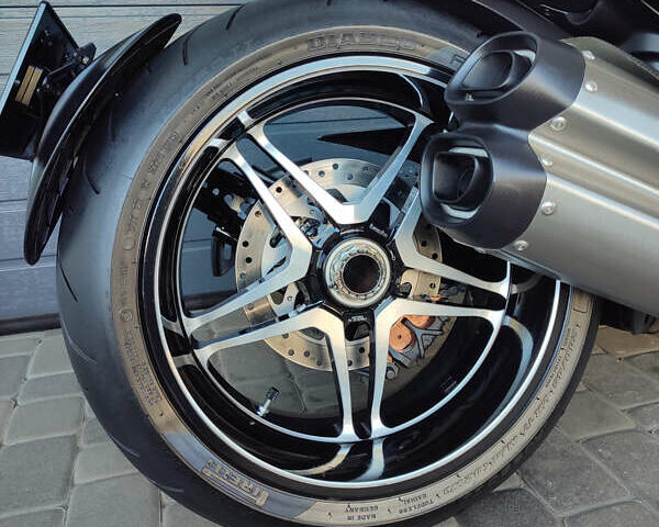 Белый Дукати Diavel AMG, объемом двигателя 1.2 л и пробегом 15 тыс. км за 12900 $, фото 7 на Automoto.ua