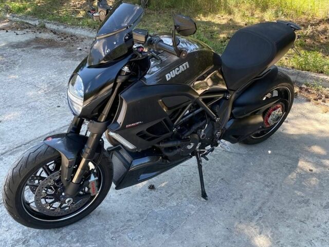 Дукати Diavel Carbon, объемом двигателя 1.25 л и пробегом 0 тыс. км за 5300 $, фото 10 на Automoto.ua