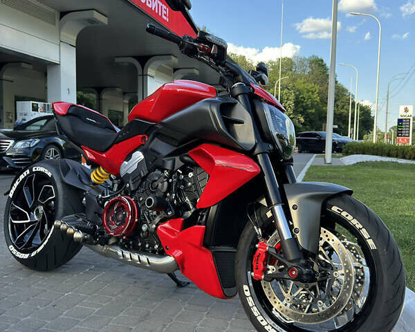 Красный Дукати Diavel V4 1158, объемом двигателя 0 л и пробегом 7 тыс. км за 31000 $, фото 3 на Automoto.ua