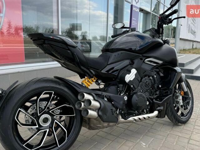 Дукати Diavel V4 1158, объемом двигателя 1.16 л и пробегом 0 тыс. км за 34420 $, фото 4 на Automoto.ua