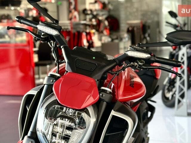 купити нове авто Дукаті Diavel V4 1158 2025 року від офіційного дилера Ducati «УКРАВТО КИЇВ» Дукаті фото