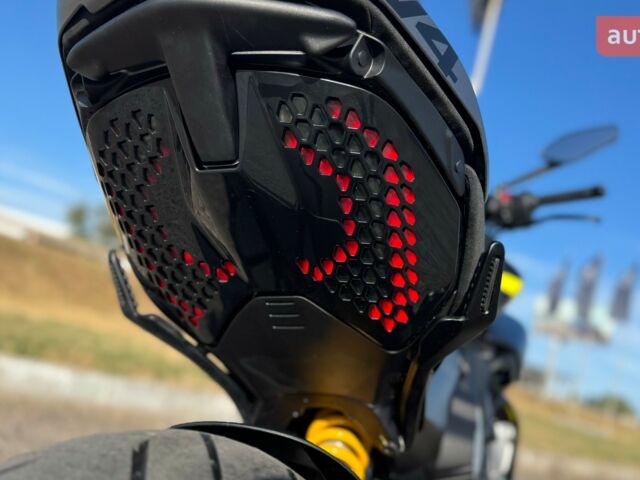 Дукати Diavel V4 1158, объемом двигателя 1.16 л и пробегом 0 тыс. км за 34566 $, фото 9 на Automoto.ua