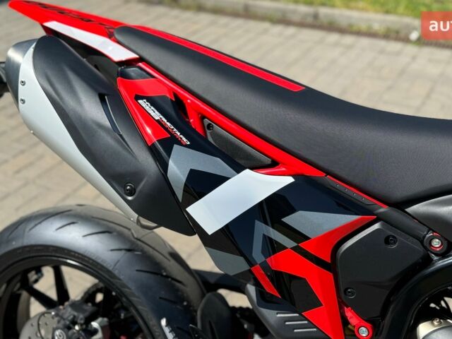Дукати Hypermotard 698, объемом двигателя 0.66 л и пробегом 0 тыс. км за 18079 $, фото 40 на Automoto.ua