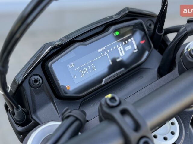 Дукати Hypermotard 698, объемом двигателя 0.66 л и пробегом 0 тыс. км за 18079 $, фото 34 на Automoto.ua