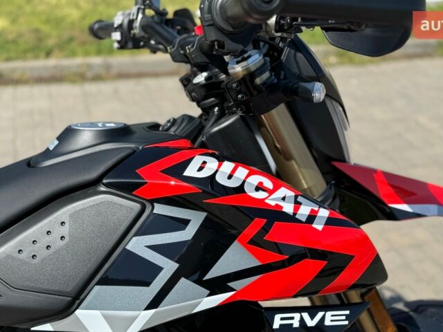Дукати Hypermotard 698, объемом двигателя 0.66 л и пробегом 0 тыс. км за 18079 $, фото 39 на Automoto.ua