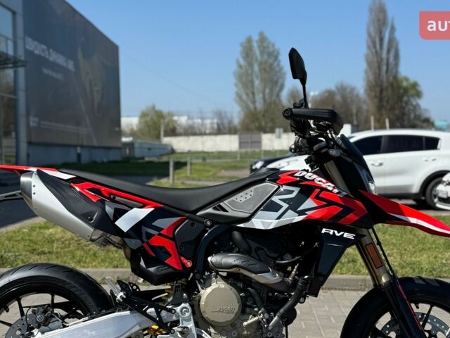 Дукати Hypermotard 698, объемом двигателя 0.66 л и пробегом 0 тыс. км за 18079 $, фото 8 на Automoto.ua