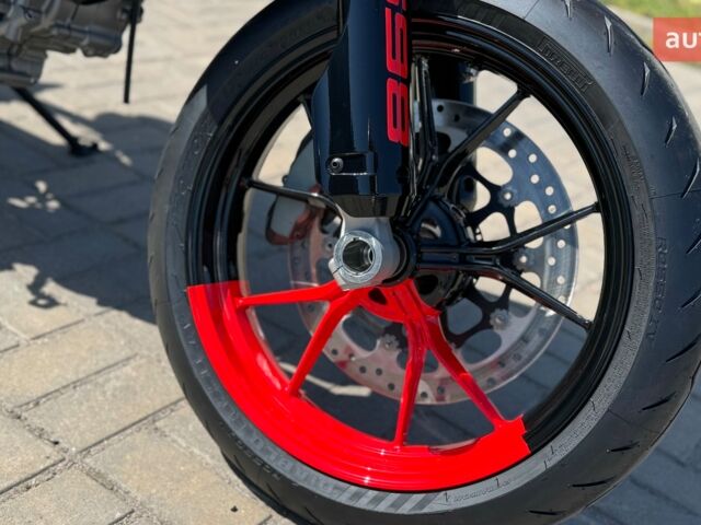 Дукати Hypermotard 698, объемом двигателя 0.66 л и пробегом 0 тыс. км за 18079 $, фото 41 на Automoto.ua
