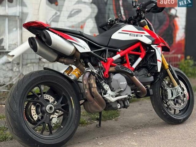Дукати Hypermotard 950, объемом двигателя 0 л и пробегом 6 тыс. км за 18000 $, фото 6 на Automoto.ua