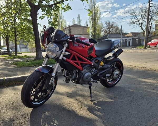 Дукаті Monster 796, об'ємом двигуна 0 л та пробігом 32 тис. км за 7500 $, фото 1 на Automoto.ua