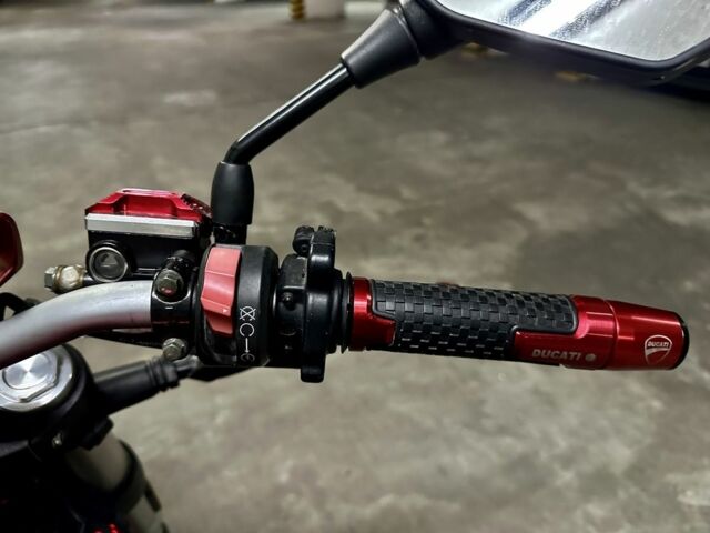 Дукати Monster 797, объемом двигателя 0.8 л и пробегом 0 тыс. км за 7900 $, фото 23 на Automoto.ua