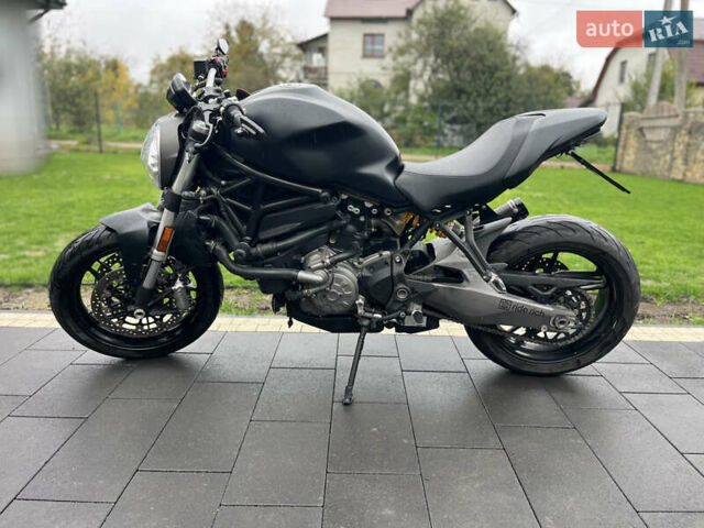 Черный Дукати Monster 821, объемом двигателя 0.82 л и пробегом 28 тыс. км за 8900 $, фото 11 на Automoto.ua