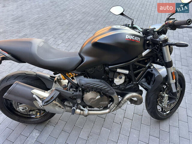 Чорний Дукаті Monster 821, об'ємом двигуна 0.82 л та пробігом 8 тис. км за 9500 $, фото 3 на Automoto.ua