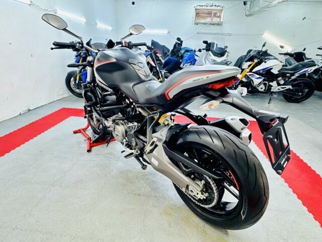 Дукаті Monster 821, об'ємом двигуна 0.82 л та пробігом 0 тис. км за 9600 $, фото 4 на Automoto.ua
