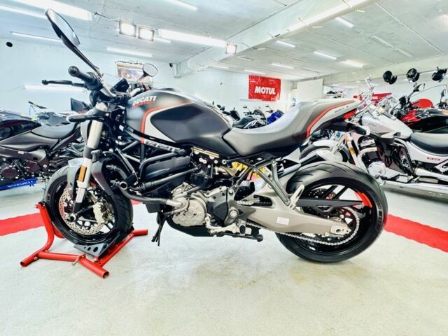 Дукаті Monster 821, об'ємом двигуна 0.82 л та пробігом 0 тис. км за 9600 $, фото 5 на Automoto.ua