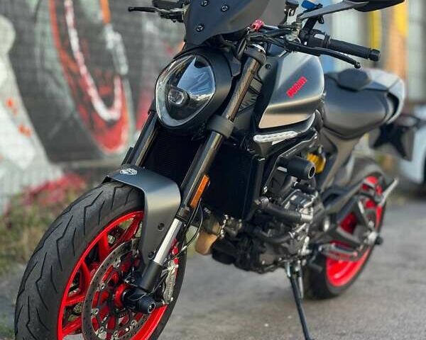 Дукати Monster 937, объемом двигателя 0 л и пробегом 19 тыс. км за 11000 $, фото 3 на Automoto.ua